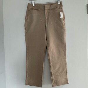Old Navy High Rise Pixie Petite Pants NWT